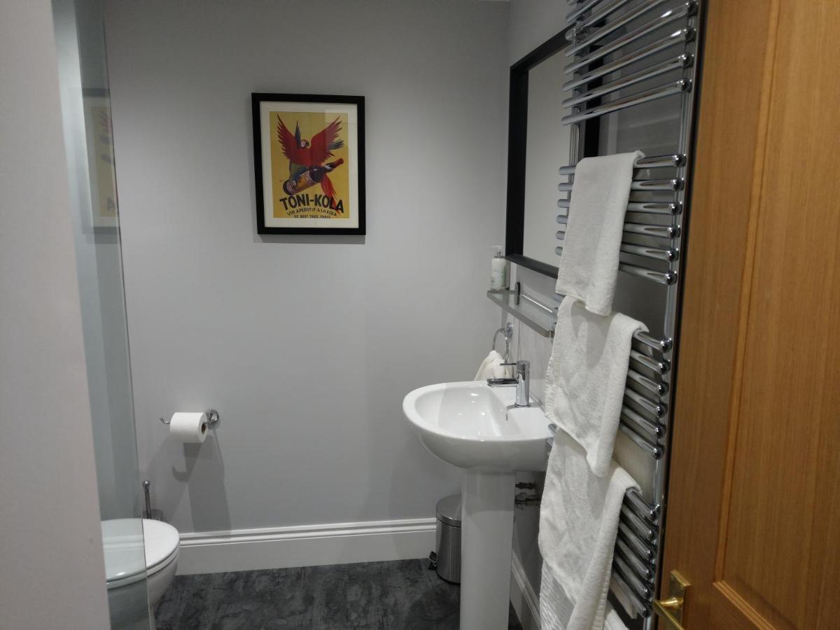 27 High Street Apartment *