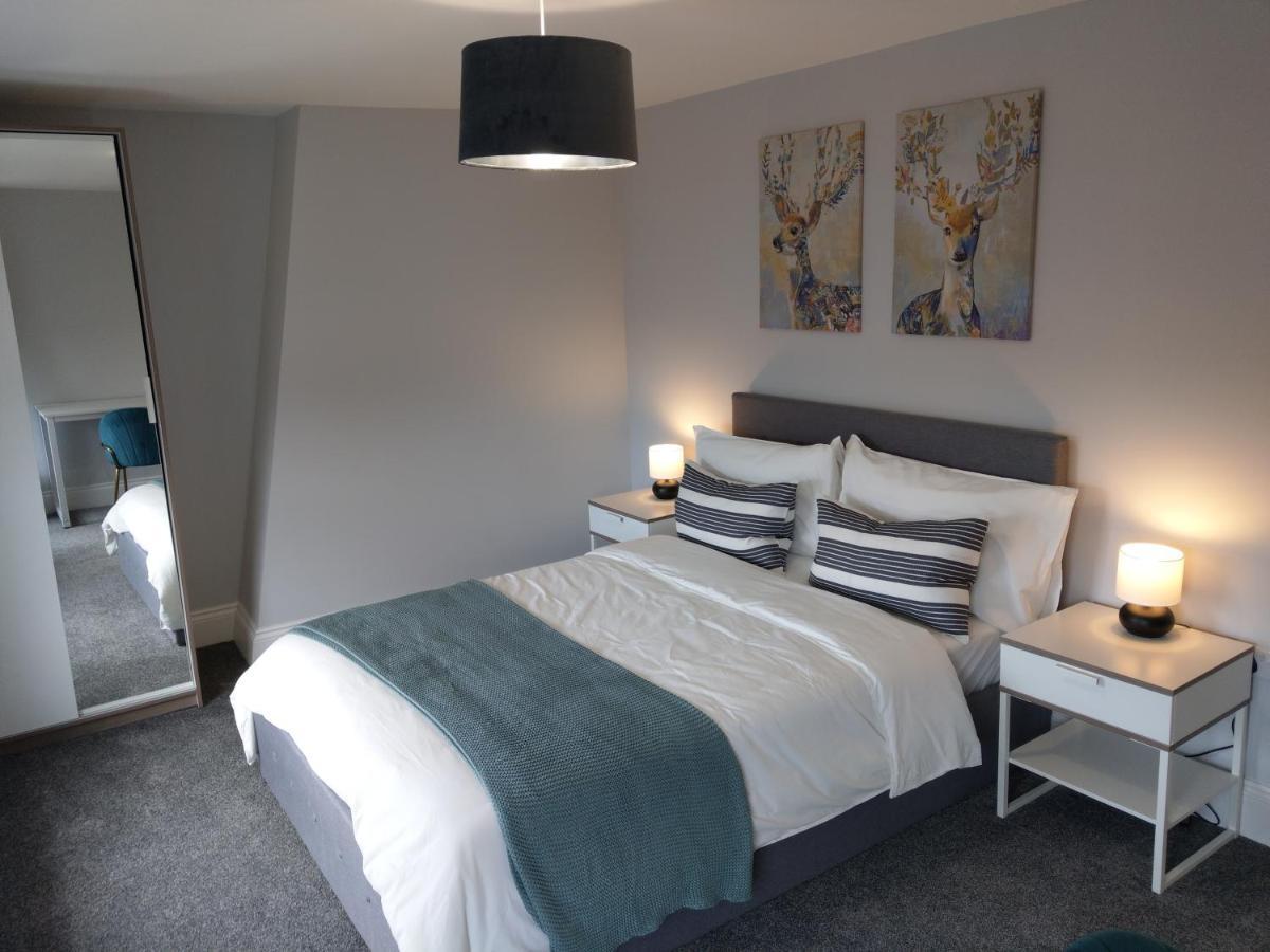 27 High Street * Husbands Bosworth